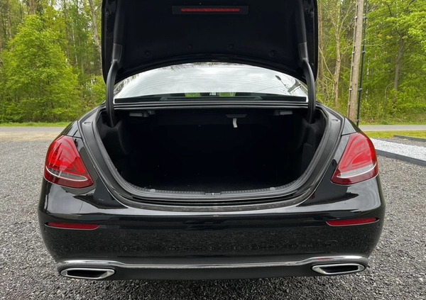 Mercedes-Benz Klasa E cena 83900 przebieg: 239709, rok produkcji 2016 z Krasnobród małe 781